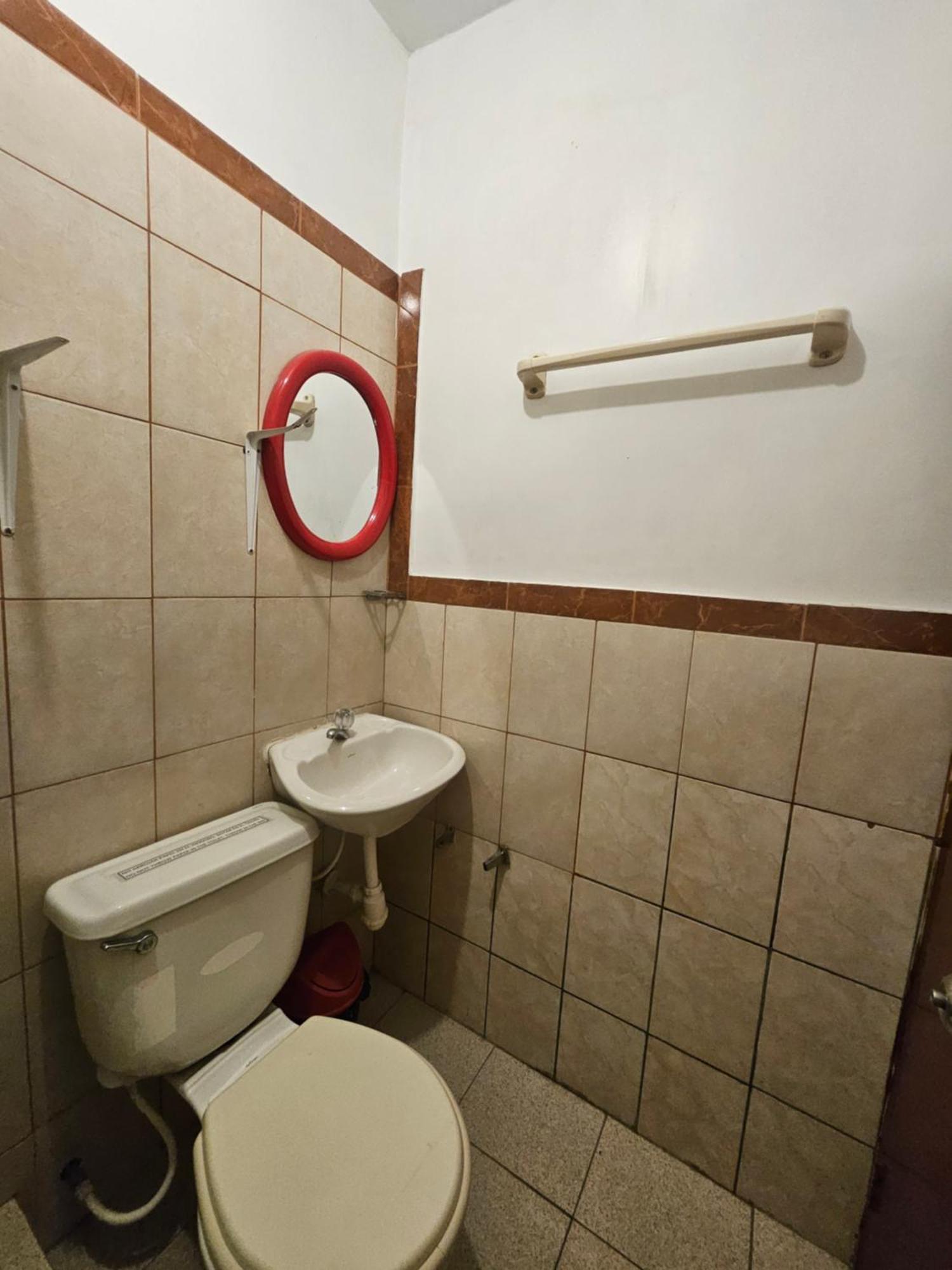 Hotel Sarisa House Iquitos Esterno foto